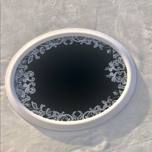 Chalkboard Wall Decor Oval Black & White